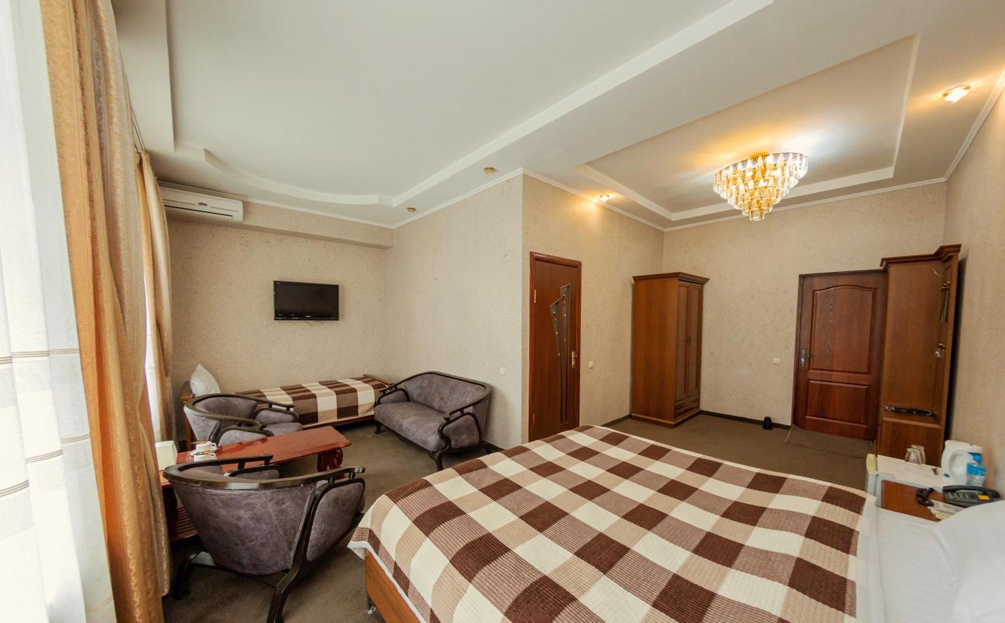 Ajour Otel Almatı Dış mekan fotoğraf