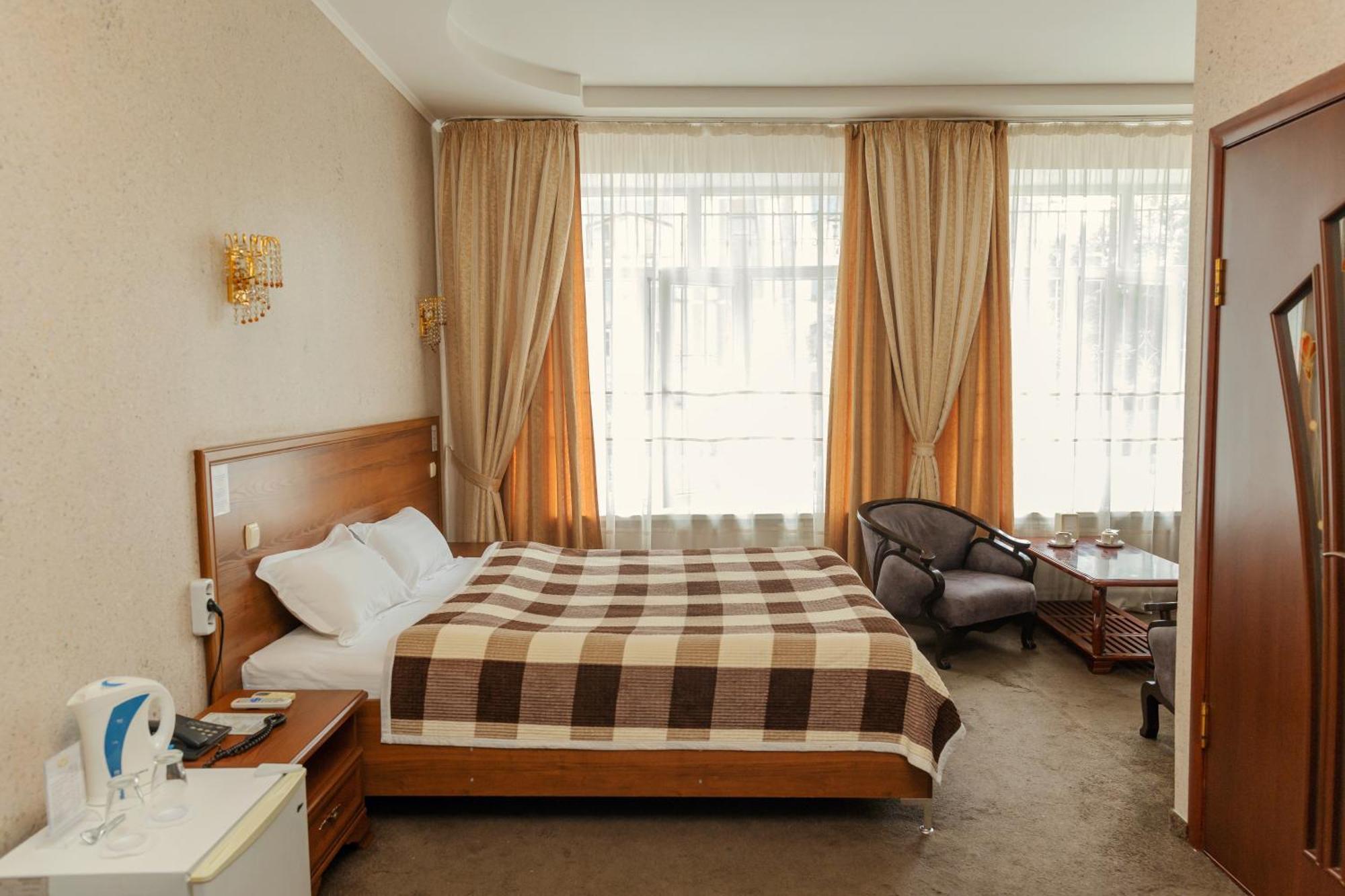 Ajour Otel Almatı Dış mekan fotoğraf